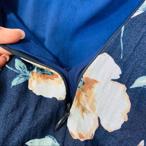 TOBY HEART GINGER Womens Size Large Navy LINEN Floral Tie Up Shoulders Dress NEW - Picture 13 of 16